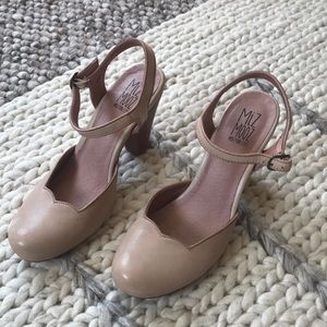 Tan miz-mooz heels